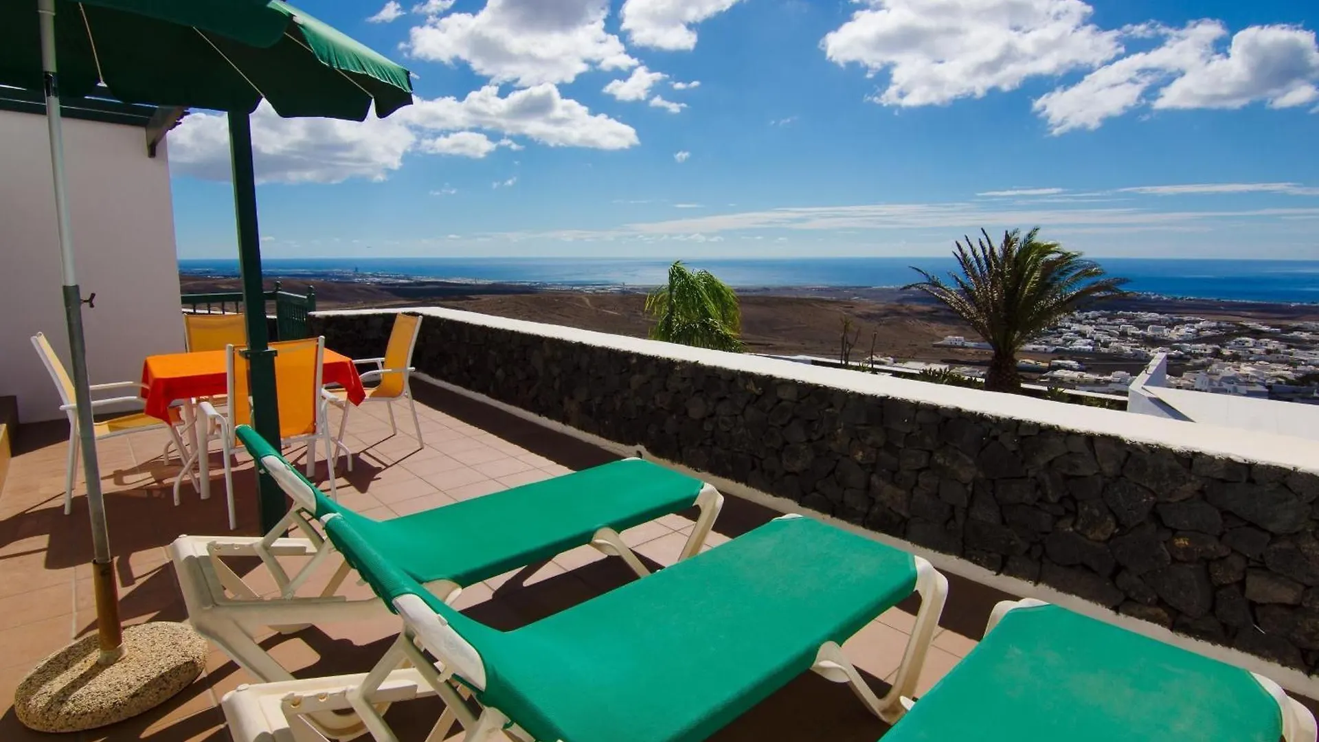 Grosses Appartement Mit Meerblick Auf Lanzarote Tias 0*,