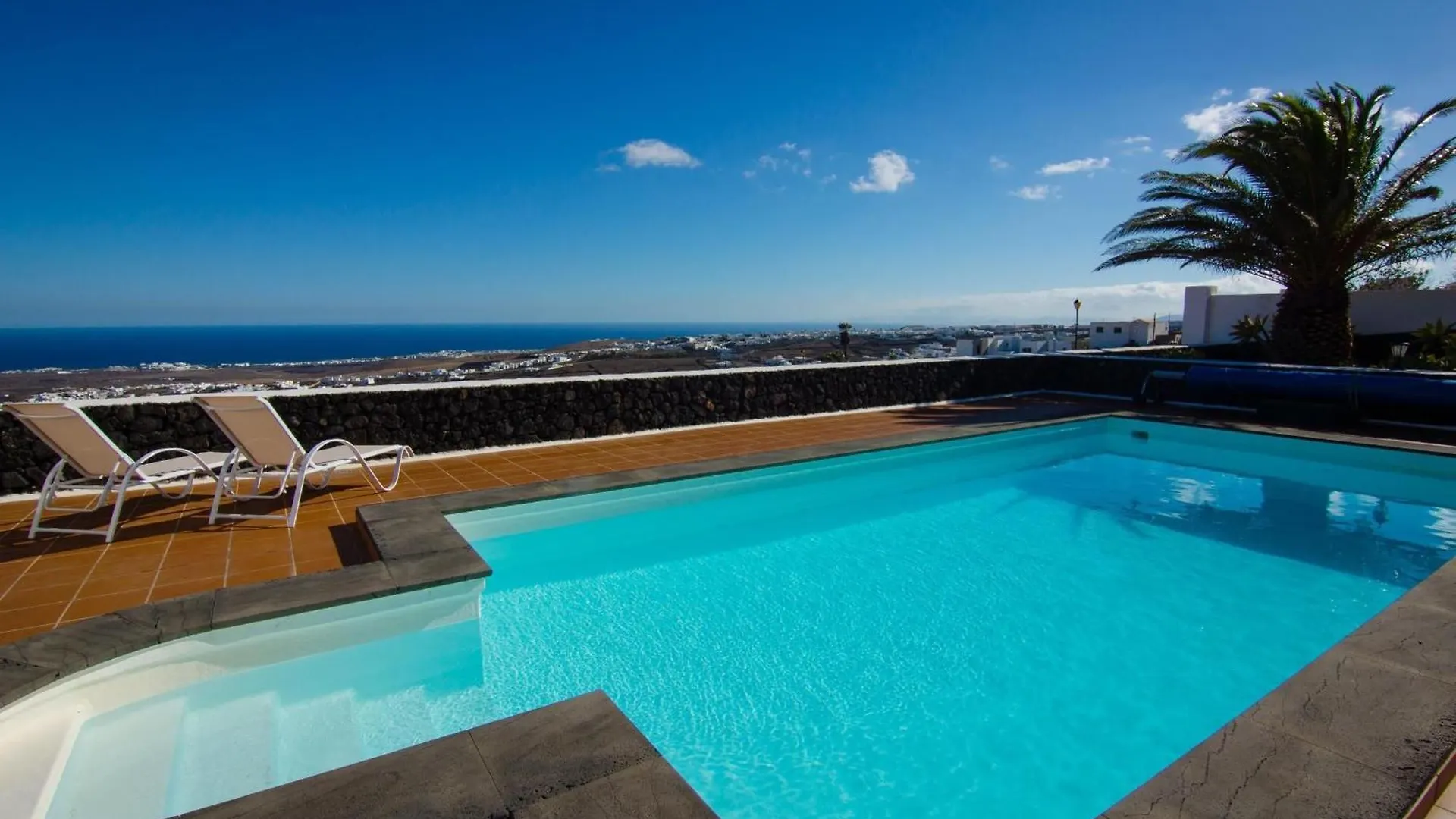 Grosses Appartement Mit Meerblick Auf Lanzarote Tías 0*,  Spanien