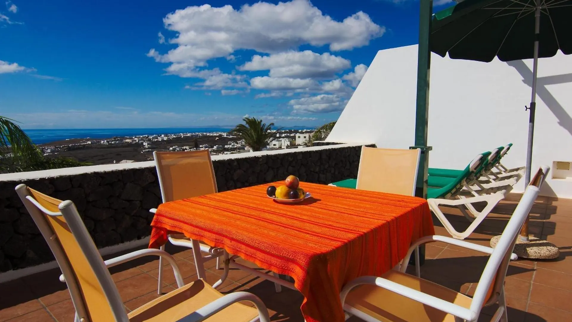 Grosses Appartement Mit Meerblick Auf Lanzarote Tías