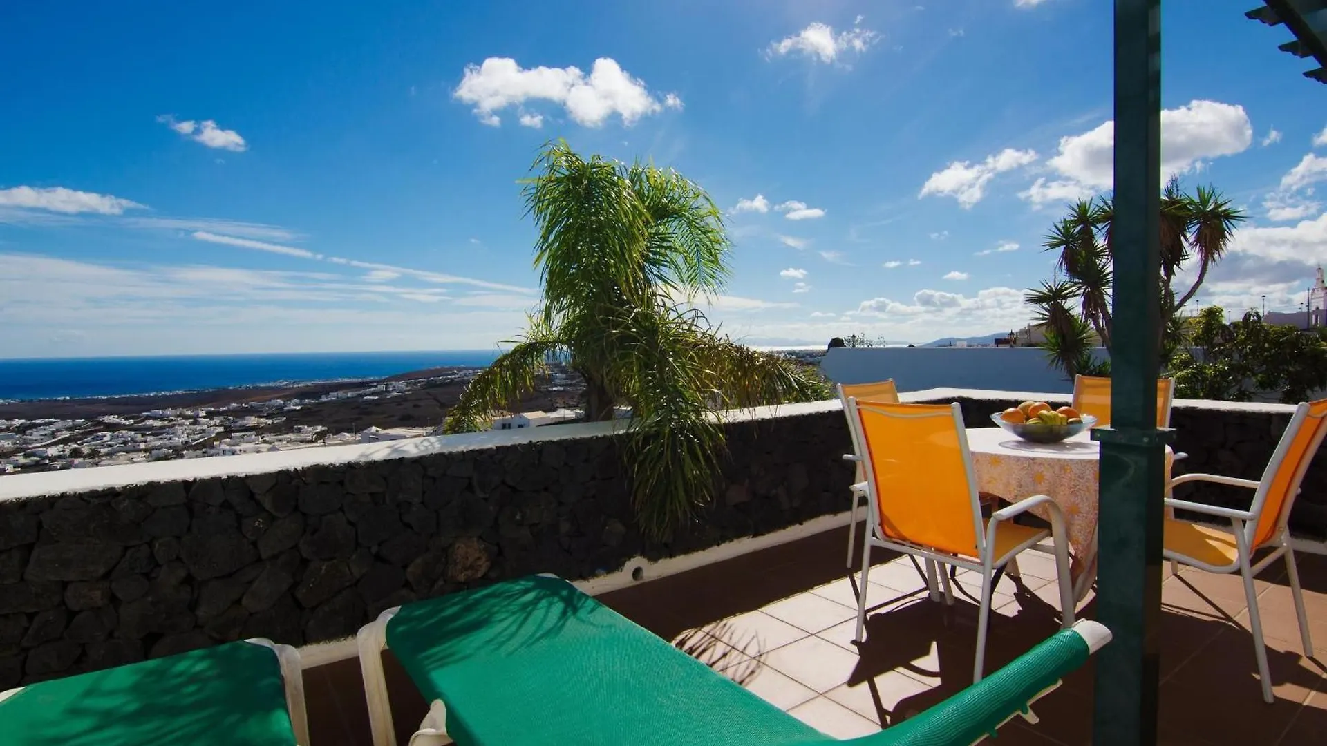 Grosses Appartement Mit Meerblick Auf Lanzarote Tías Spanien